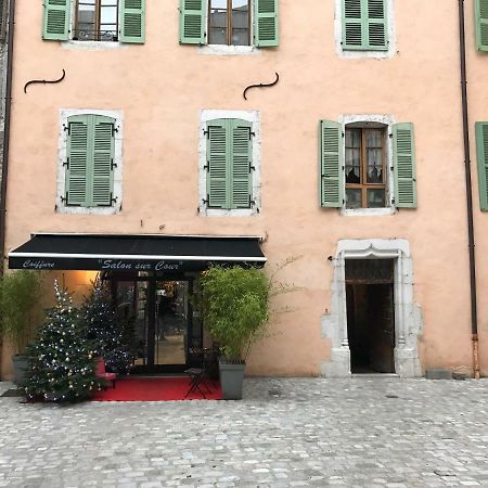 La Perle De La Vieille Ville D'Annecy Daire Dış mekan fotoğraf