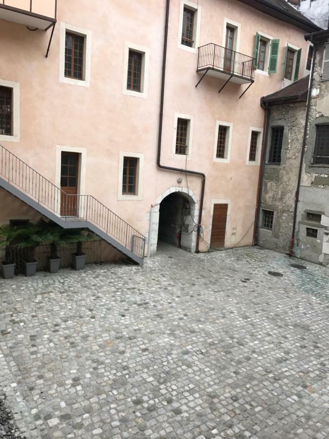 La Perle De La Vieille Ville D'Annecy Daire Dış mekan fotoğraf